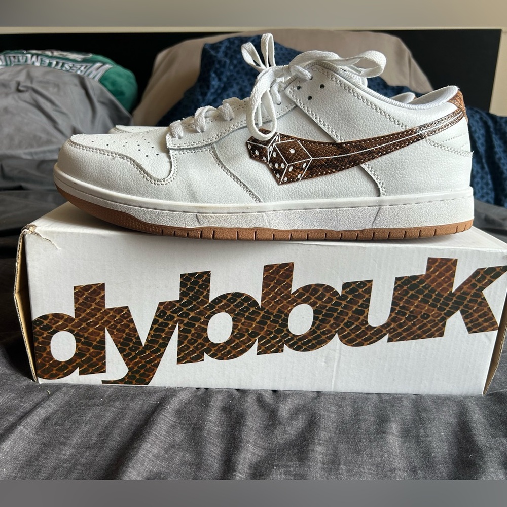 Dybbuk Lucky 7 Snake Eyes